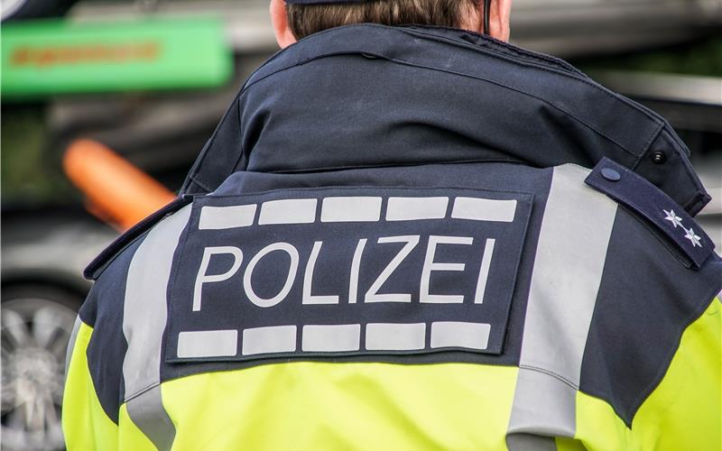 15-Jährigen in Herrenberg mehrfach ins Gesicht geboxt