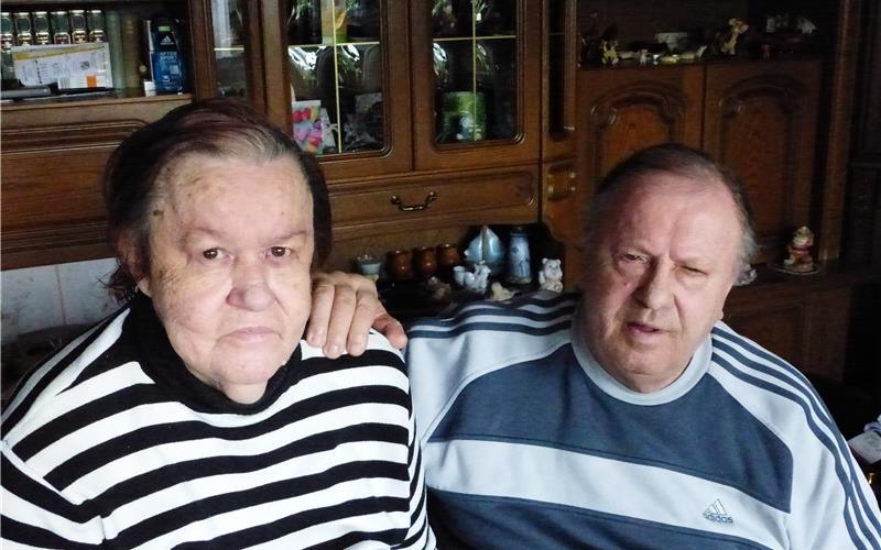 Das Ehepaar Kohls freut sich nach 60 Jahren über eine Eigentumswohnung und eine große Familie mit sechs Enkeln.GB-Foto: Barbara Rennig