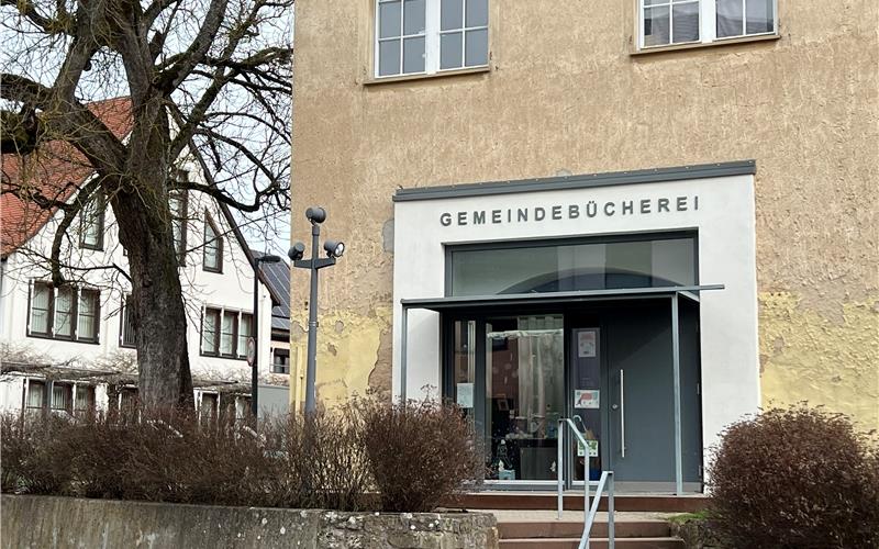 Trotz schwieriger Haushaltslage wollen Gemeinderat und Verwaltung in Mötzingen keine Abstriche an Gemeindebücherei oder Jugendtreff machen. GB-Foto: Priestersbach