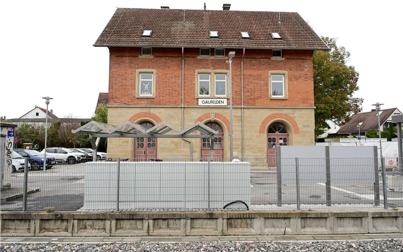 Der Bahnhof in Nebringen: Von hier aus begann vor 80 Jahren der Marsch der KZ-Häftlinge in ihr Lager. GB-Foto: Holom