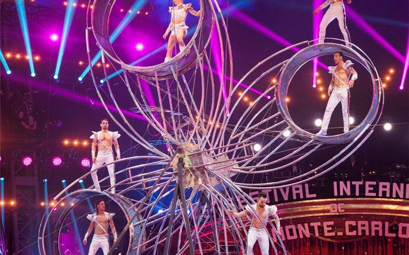 Die Premiere des Weltweihnachtscircus ist bereits am kommenden Donnerstag, 7. Dezember. Der „Gäubote“ verlost dreimal zwei Eintrittskarten. GB-Foto: Thierry Bissat