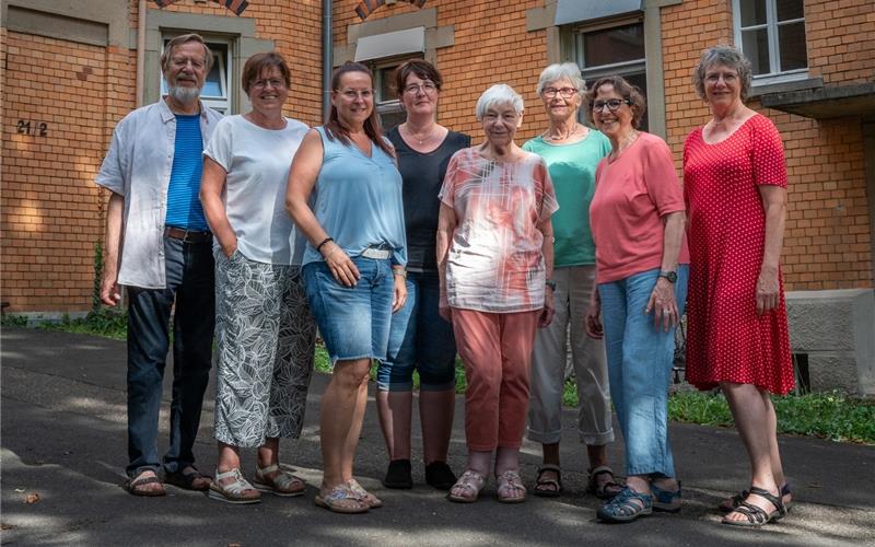 Ein Teil des Teams von Ehrenamtlichen, die sich in der Tagesstätte Lichtblick engagieren. GB-Foto: Vecsey