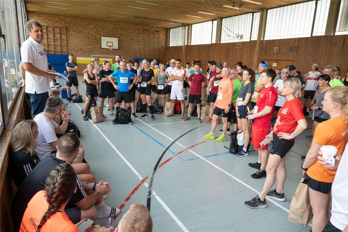 Herrenberg, Innenstadt, Altstadtlauf,  Albert-Schweitzer-Schule, Läuferbesprechu...