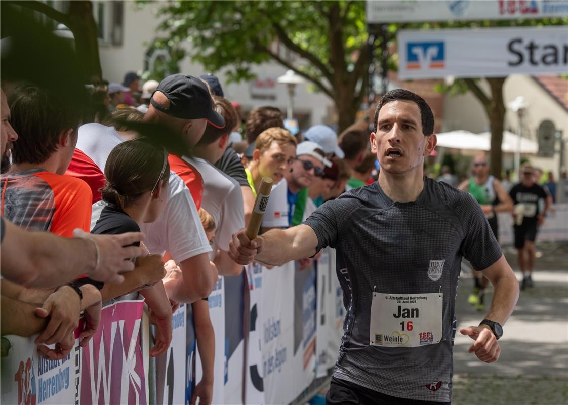 Herrenberg, Innenstadt, Altstadtlauf,  GB-Foto: Vecsey