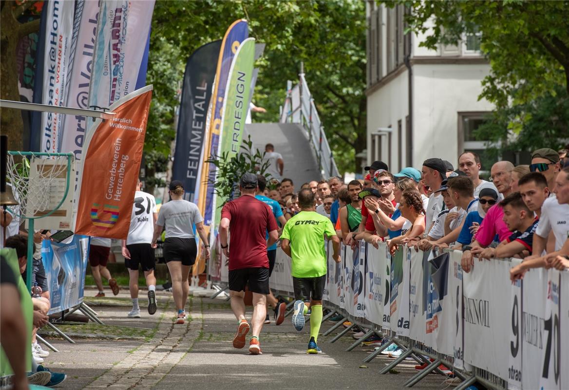 Herrenberg, Innenstadt, Altstadtlauf,  GB-Foto: Vecsey