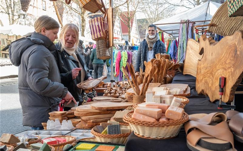 Pferdemarkt, Umzug, Krämermarkt, Kneipenfasching: Bilder vom Fasnetsdienstag in Herrenberg