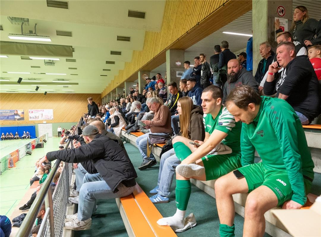 Herrenberg, Längenholzhalle, Gäubote-Cup, Fußball-Hallenturnier,  GB-Foto: Vecse...