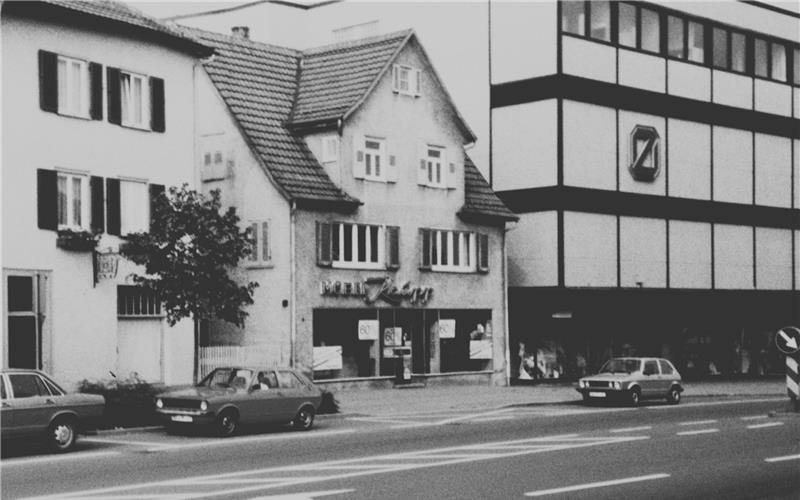 In der Mühlstraße findet sich die Produktion (Bild links), in der Hindenburgstraße seit jeher das Ladengeschäft. GB-Fotos: gb