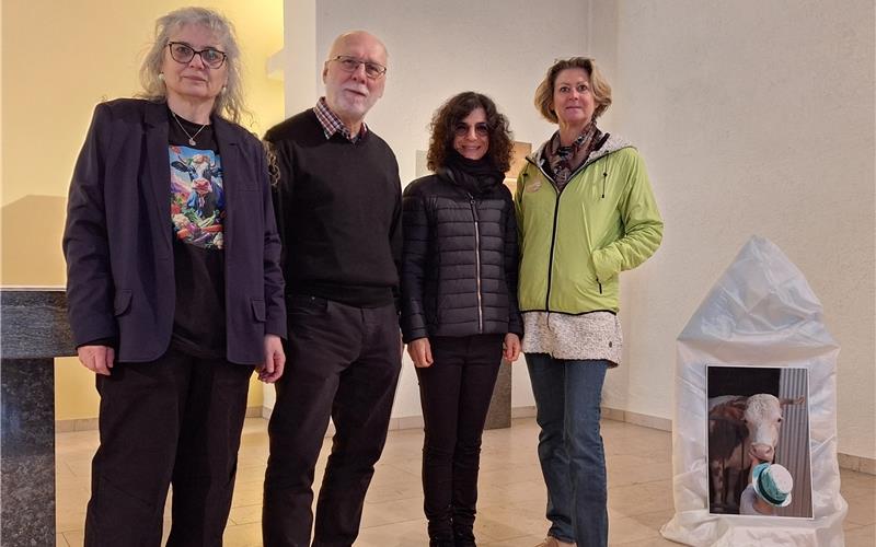 Machten den Tierschutz zum Thema (von links): Susanne Kirn-Egeler, Siegfried Egeler, Angela Achi und Petra Kletzander. GB-Foto: gb