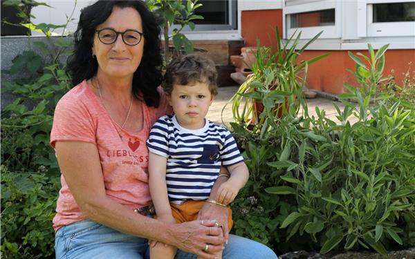 Nach 25 Jahren ehrenamtlichem Engagement im Jettinger Gemeinderat hatte sich Birgit Seeger nicht mehr zur Wahl gestellt – und hat künftig mehr Zeit für ihren Enkel. GB-Foto: Priestersbach