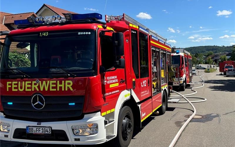 Nachdem am Samstagnachmittag gleich zwei Brandmeldeanlagen losgingen, sah sich die Feuerwehr in Herrenberg zwei parallel laufenden Einsätzen gegenüber. GB-Foto: Feuerwehr Herrenberg