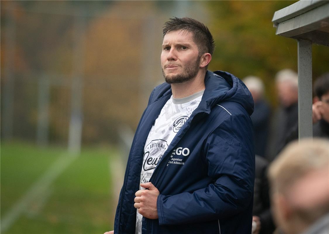 Spielertrainer Pascal Buyer SG Gäufelden - TSV Hildrizhausen 11 / 2024 Foto: Sch...