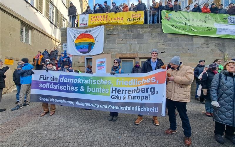 Großdemo am Sonntag in Herrenberg gegen rechts: 6000 Menschen in der Innenstadt