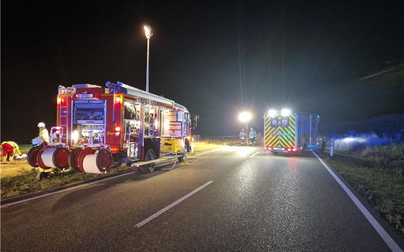 Schwerer Unfall in Mötzingen: Rettungshubschrauber fliegt 27-Jährige ins Krankenhaus