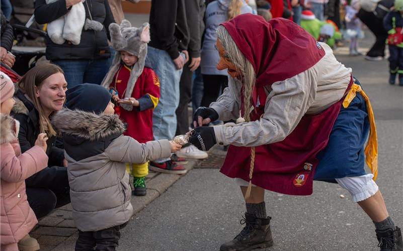 Bilder vom ersten Fasnetsumzug durch Rohrau