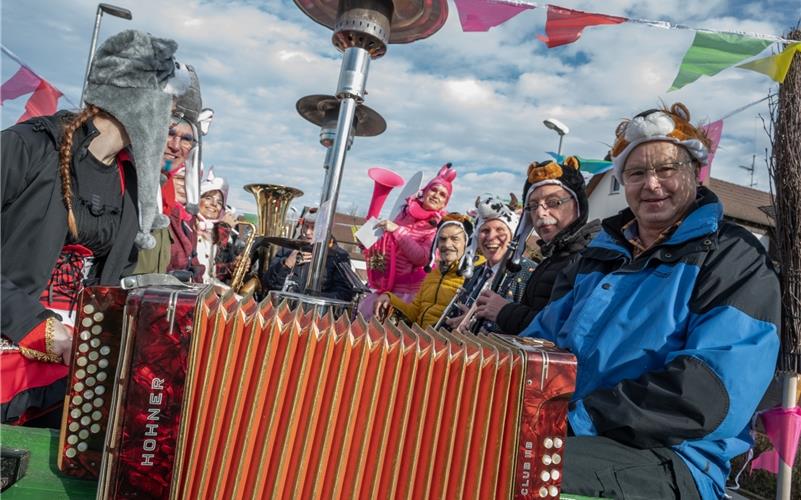 Bilder vom ersten Fasnetsumzug durch Rohrau