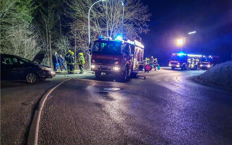 Unfall auf dem Wolfsberg: Fahrzeug stürzt Böschung hinunter